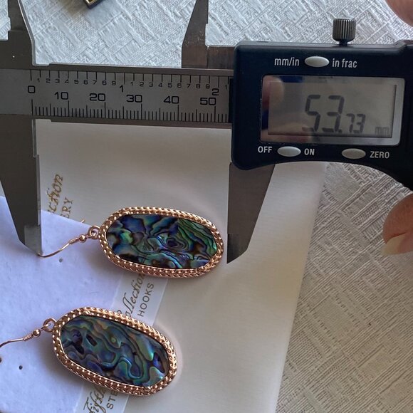 FAC Iridescent Abalone Rose Gold Necklace & Earrings - Picture 6 of 9